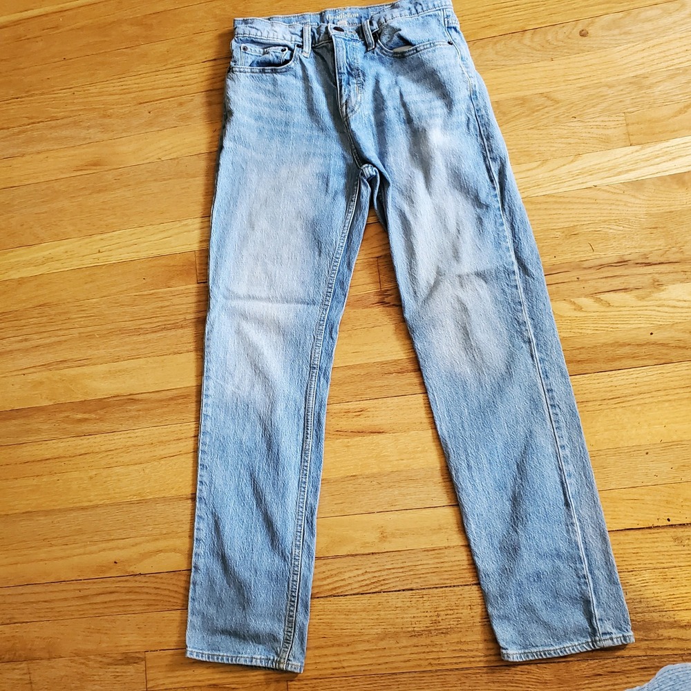 Goodfellow & Co Mens Straight Fit Light Wash Blue Denim Jeans 30x32 Casual